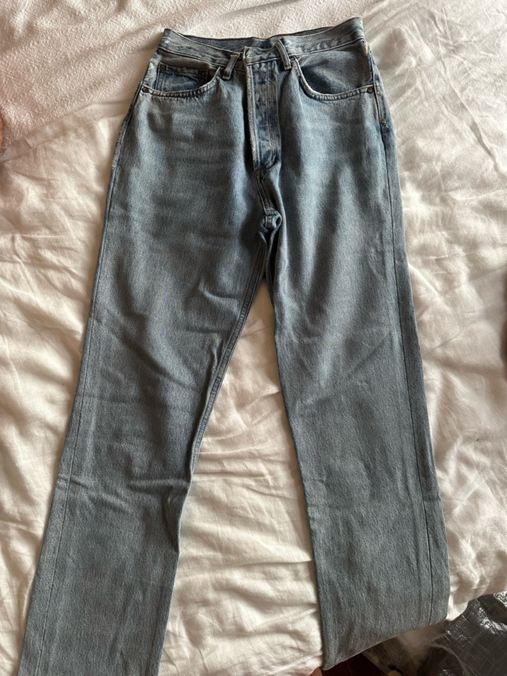 Agolde Straight-Leg Lana Jeans in Light Wash Blue